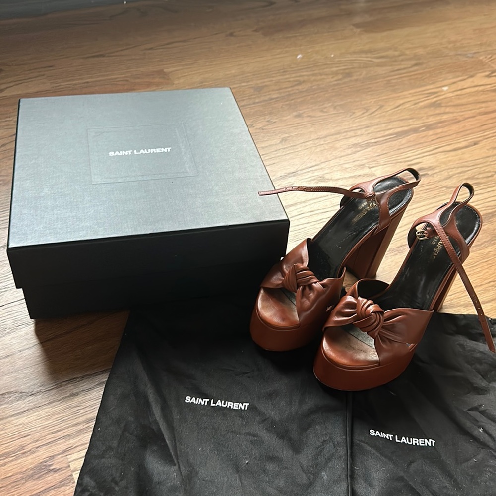 Saint Laurent (YSL) BIANCA PLATFORM SANDALS IN SMOOTH LEATHER